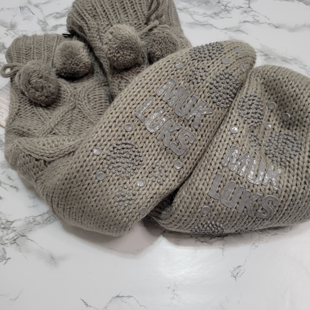Muk Luk Cozy Cabin Socks - Picture 7 of 7